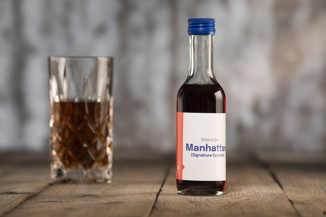 Signature Drink Manhattan – DelicioUS!