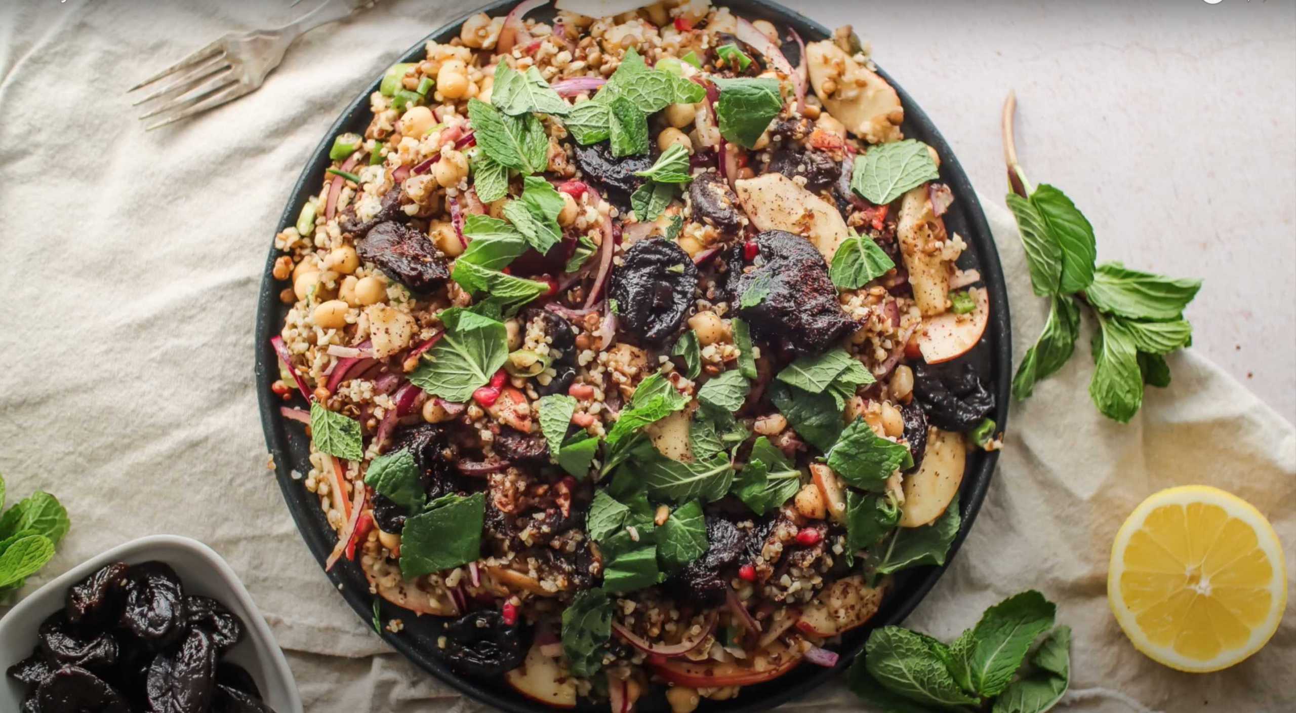 Fruity Quinoa Salad with California Prunes – DelicioUS!