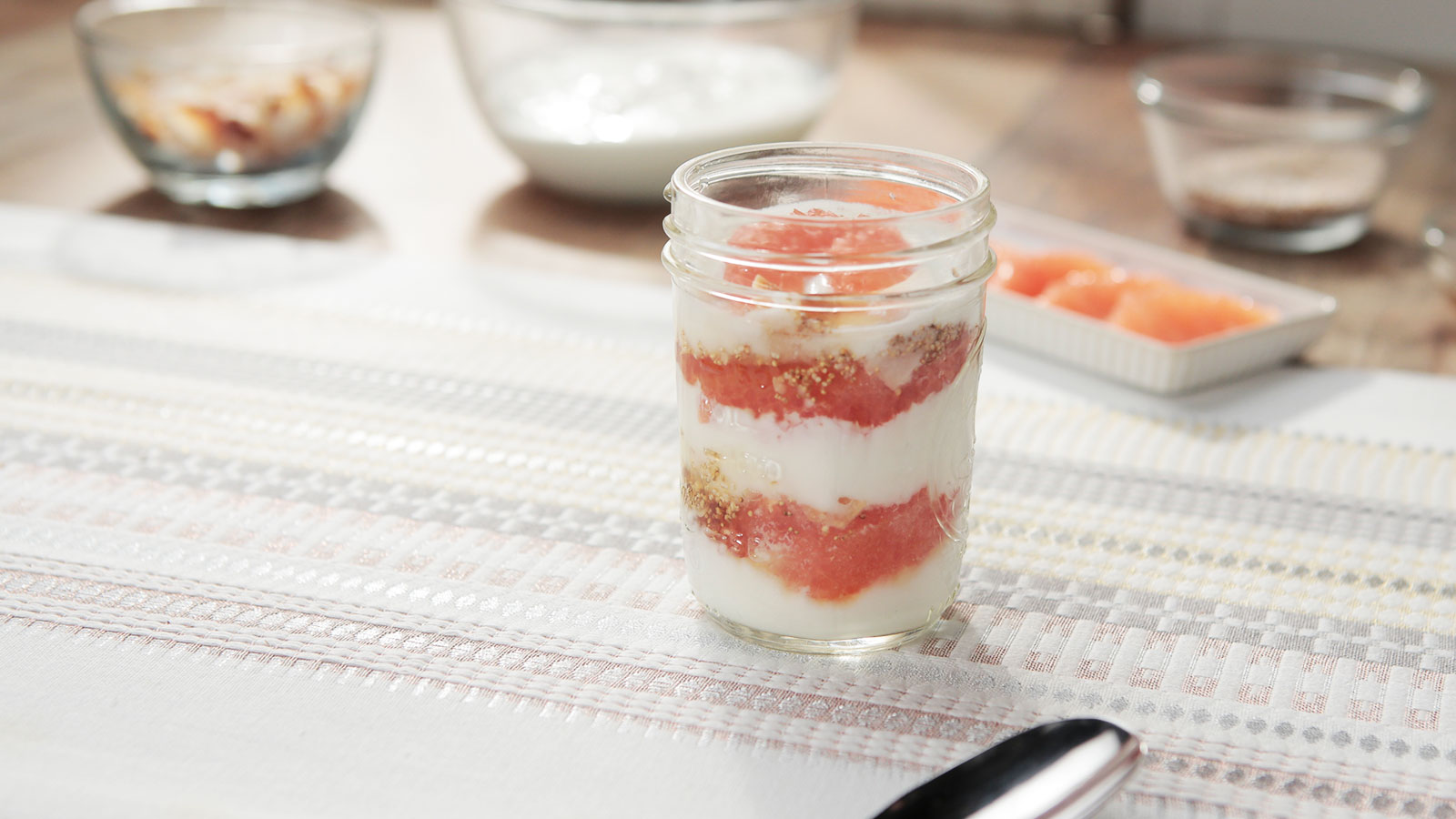 Grapefruit Yogurt To Go – DelicioUS!