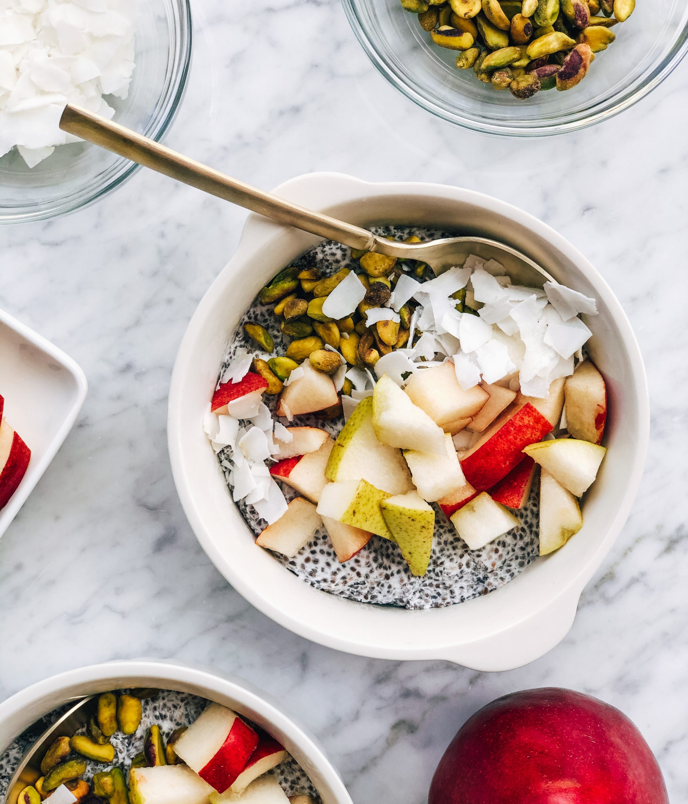 Coconut Pear Chia Pudding – DelicioUS!