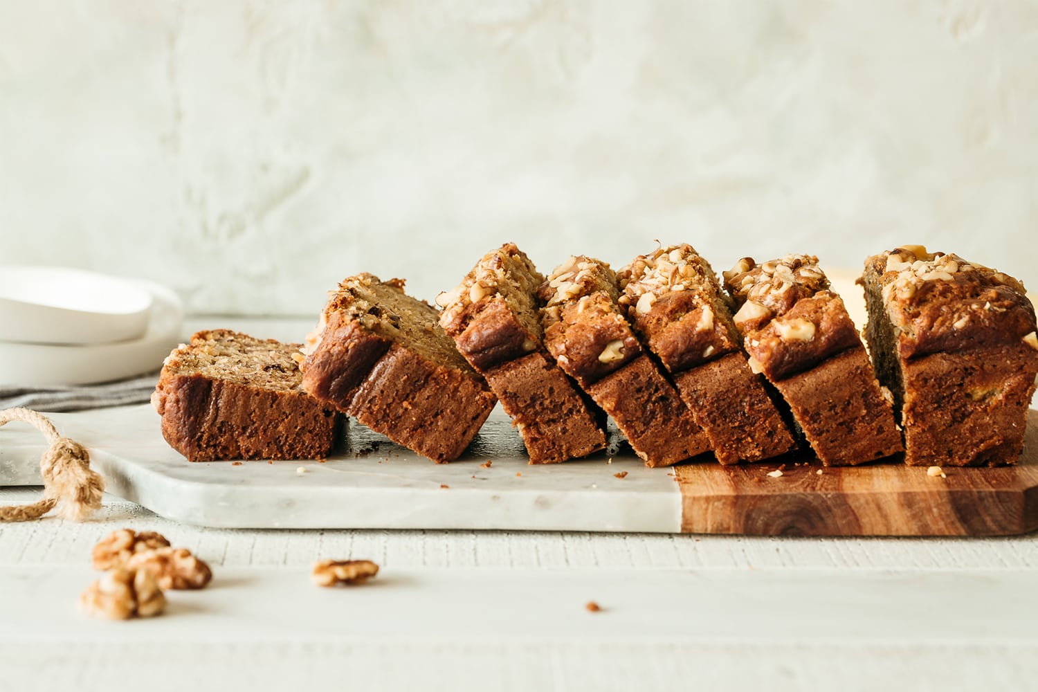 Walnut Banana Bread – DelicioUS!