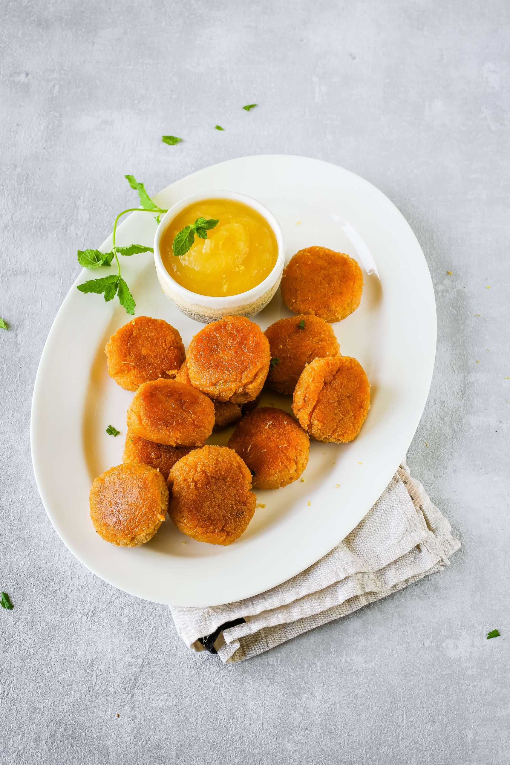 Sweetpotato Balls with Apple Sauce Dip – DelicioUS!