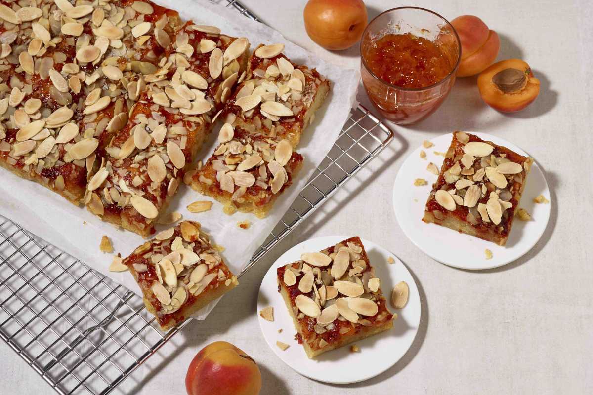 Harissa Apricot Almond Bars DelicioUS!