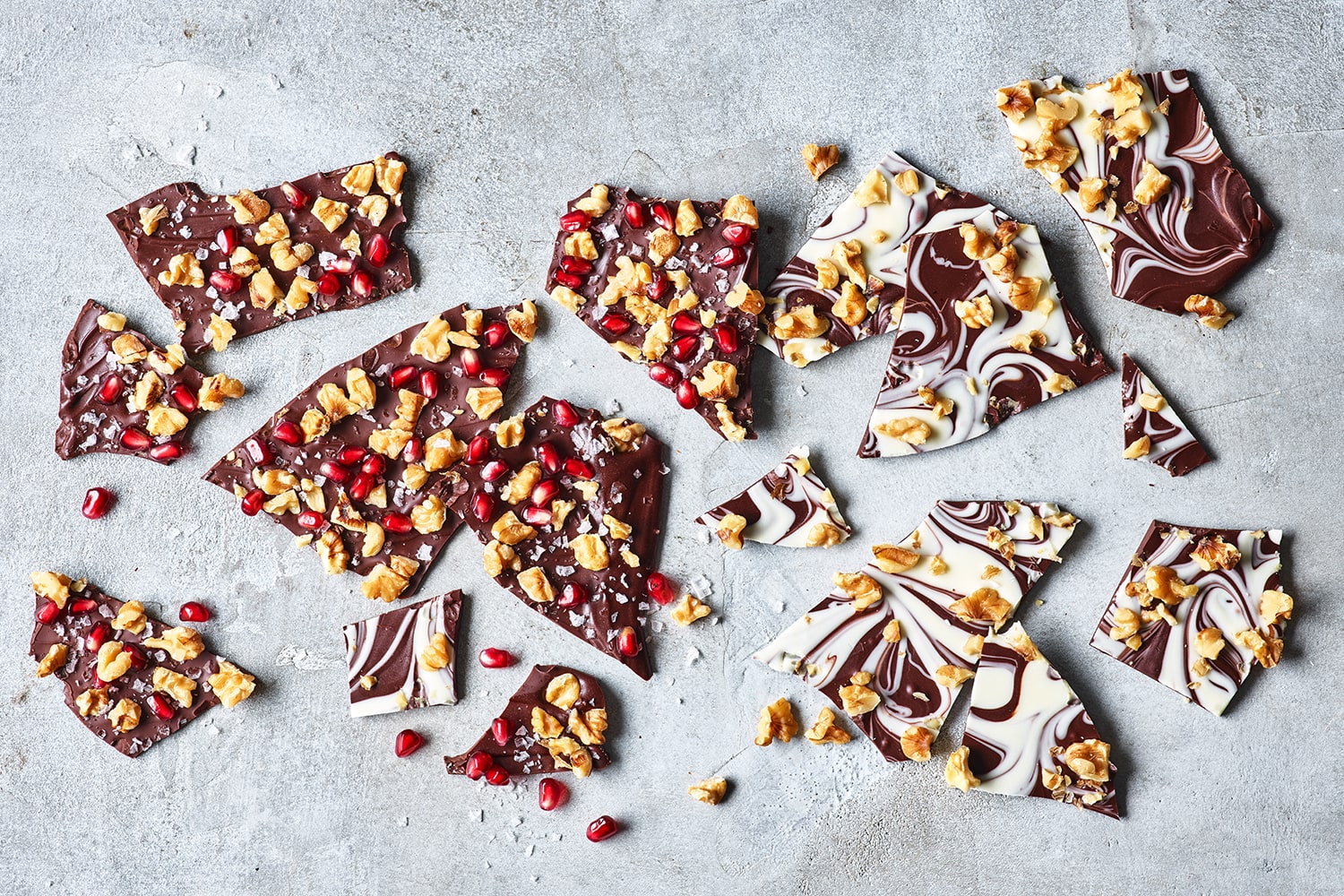 Sweet and Salty Chocolate Walnut Bark – DelicioUS!