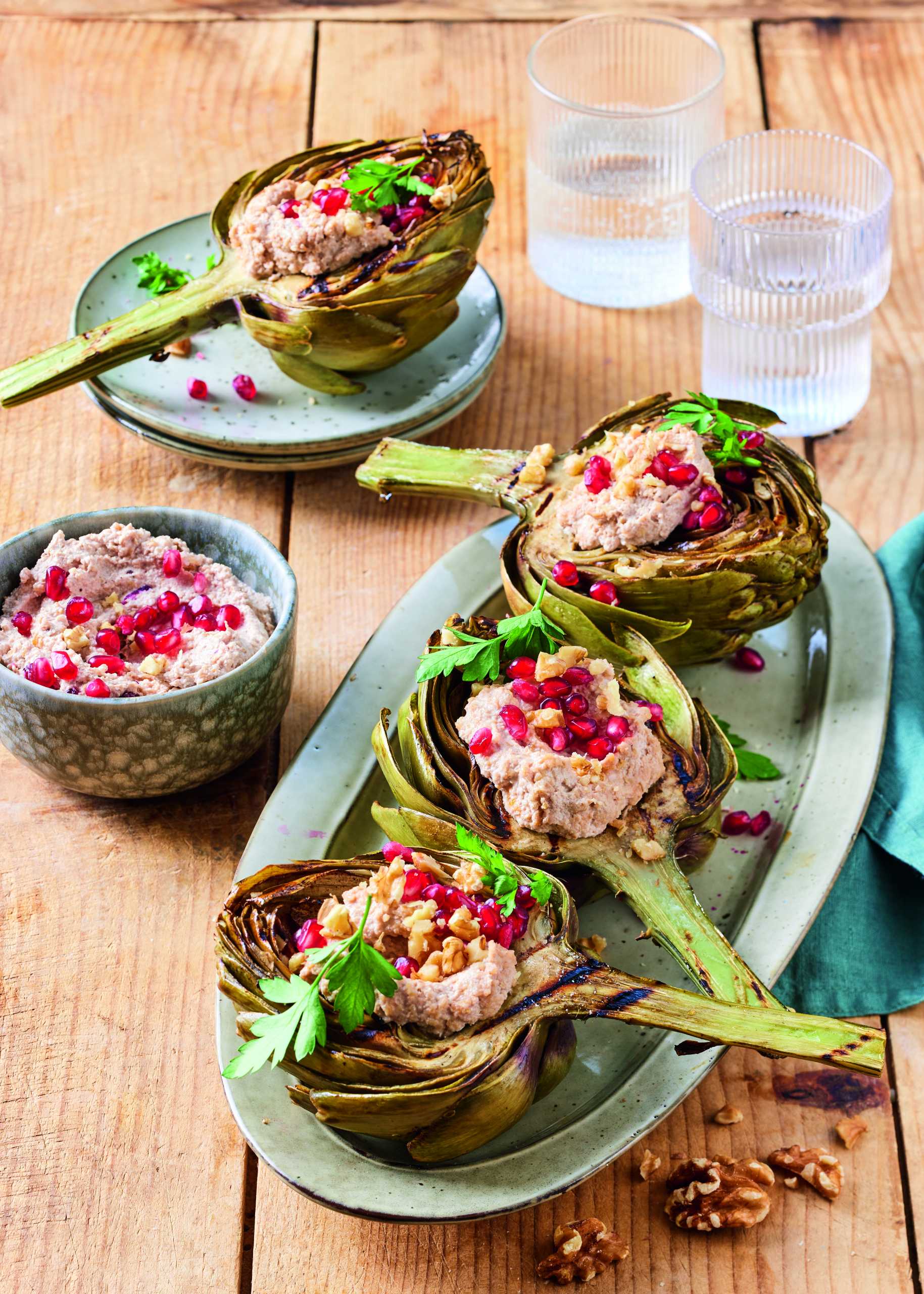 Grilled Artichoke with Walnut Dip – DelicioUS!