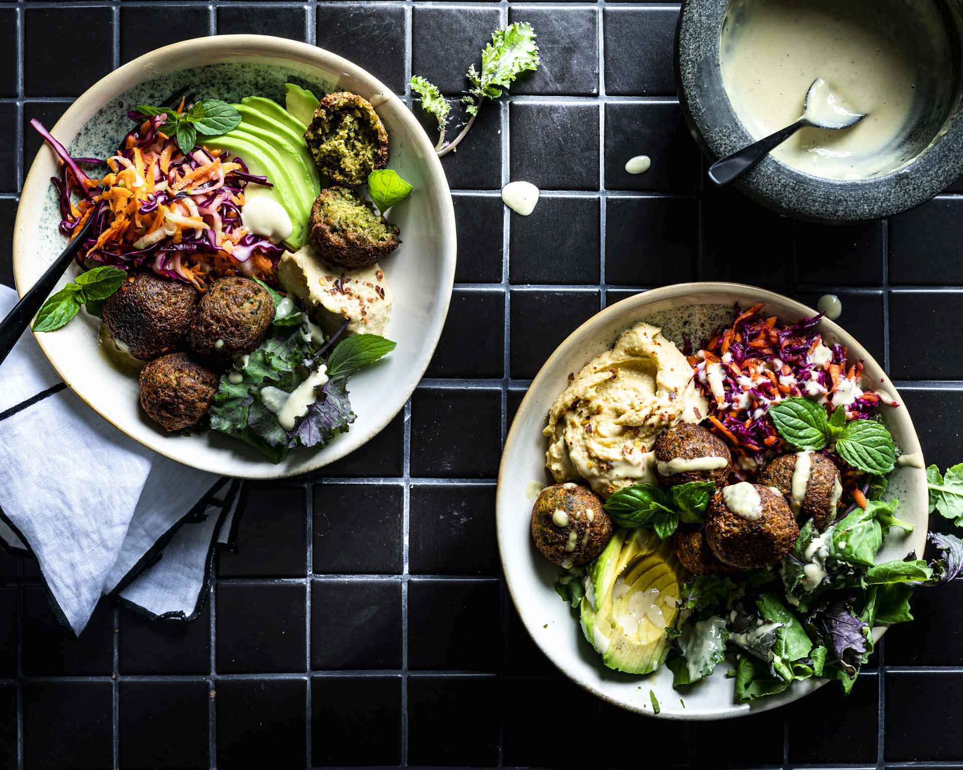 Vegan Raisin Falafel Bowl – DelicioUS!