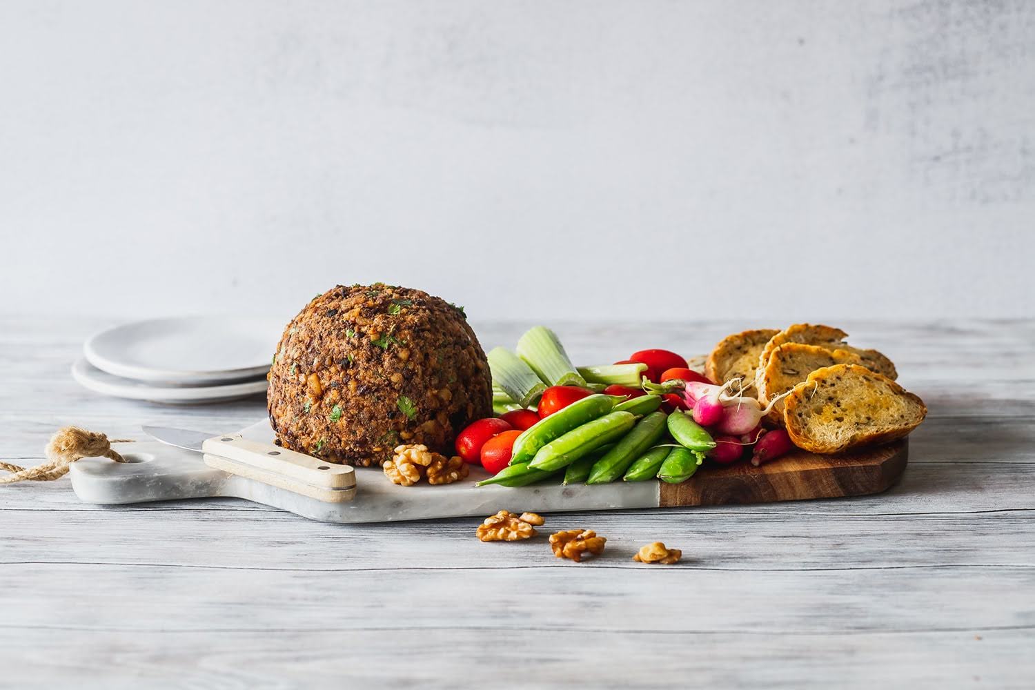 Spicy Walnut Pimento Cheese Bal – DelicioUS!