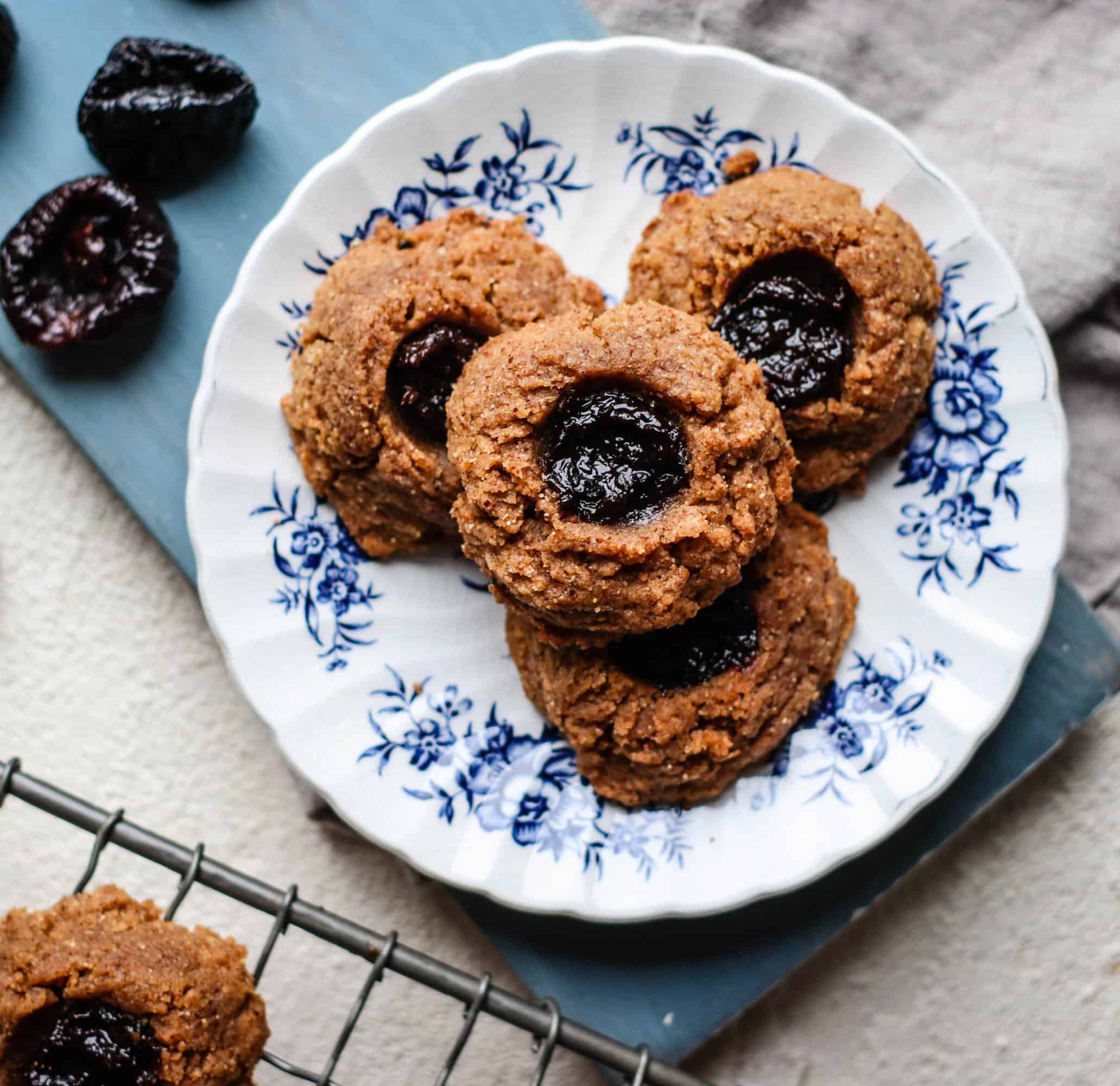 Almond & California Prune Thumbprint Cookies – DelicioUS!