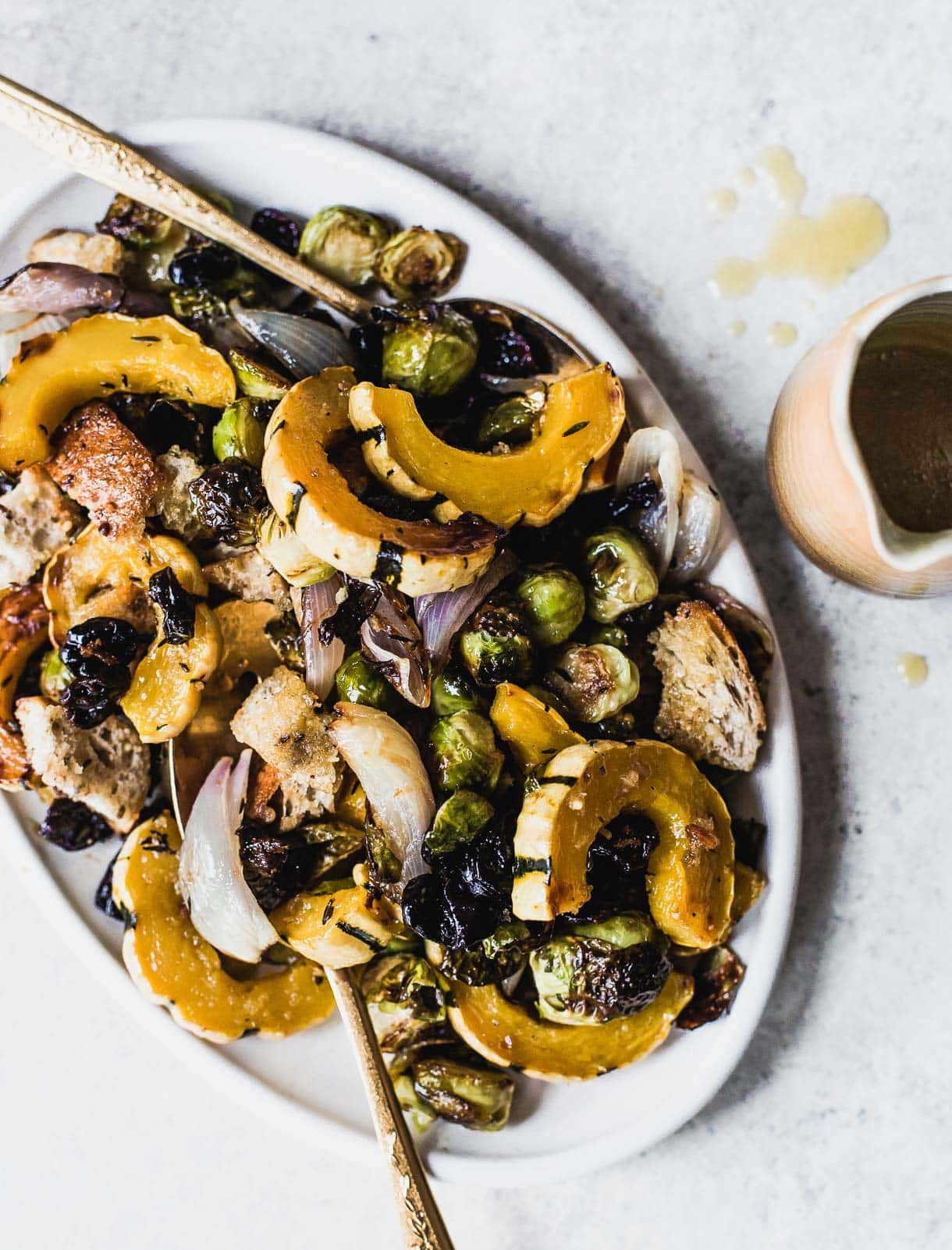 Vegetarian Sheet Pan Stuffing with Tart Cherries – DelicioUS!